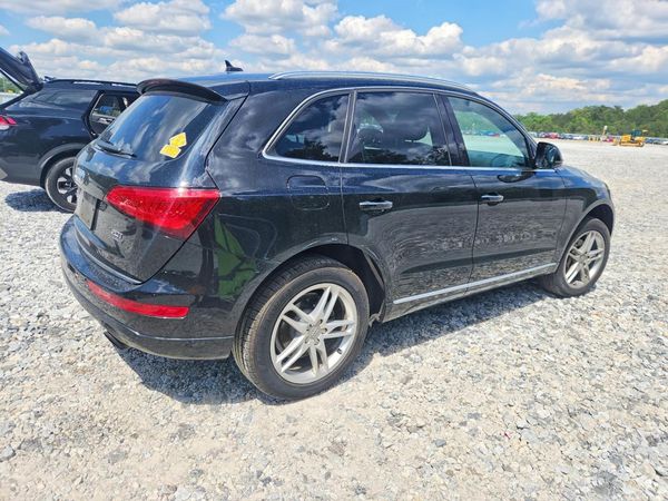 2016 AUDI Q5 quattro Premium Plus