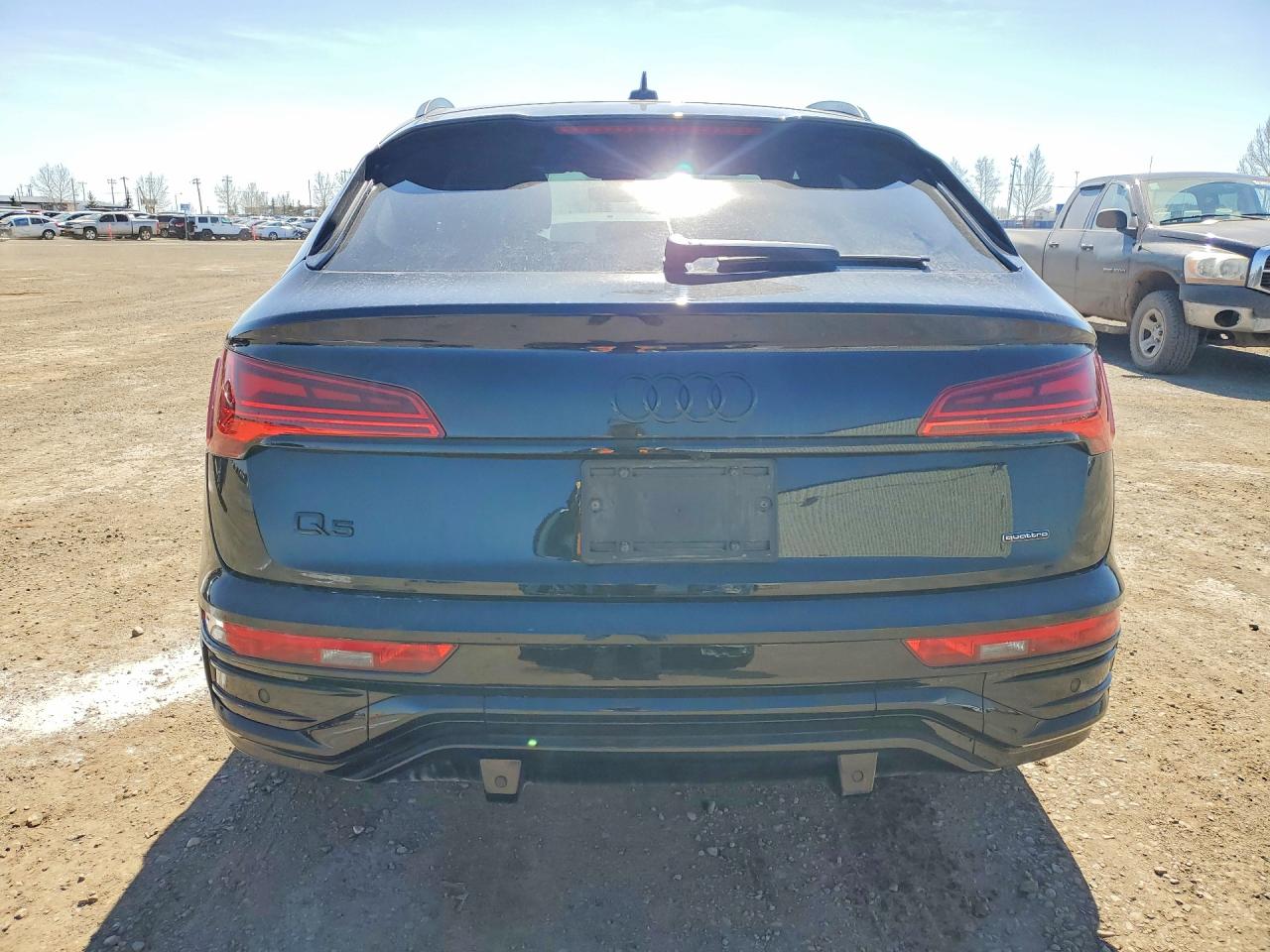 2024 AUDI Q5 S Line quattro Prestige