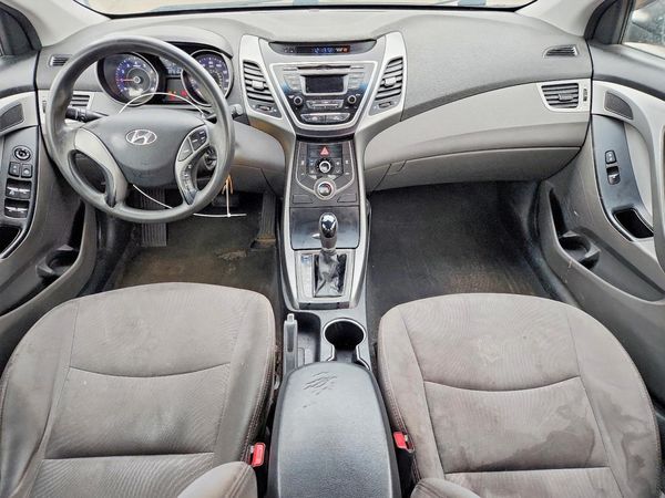2014 HYUNDAI ELANTRA GLS(Middle)