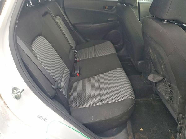 2019 HYUNDAI KONA SEL