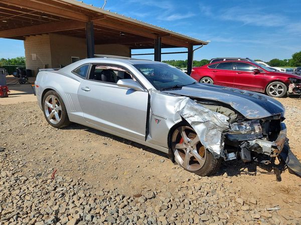 2015 CHEVROLET CAMARO 2SS — Passenger 3/4