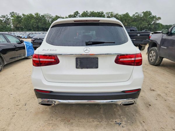 2019 MERCEDES-BENZ GLC GLC300