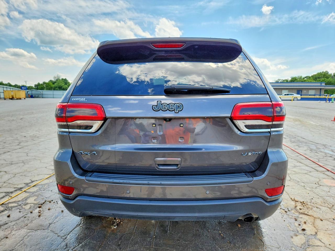 2019 JEEP GRAND CHEROKEE LAREDO 4X4