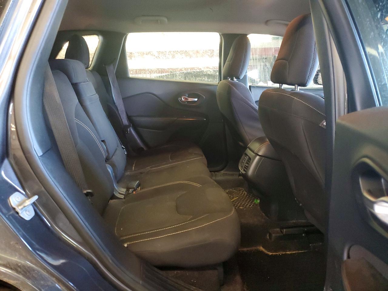 2016 JEEP CHEROKEE LATITUDE 4X4