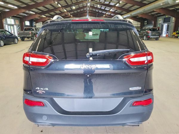 2015 JEEP CHEROKEE LATITUDE 4X4