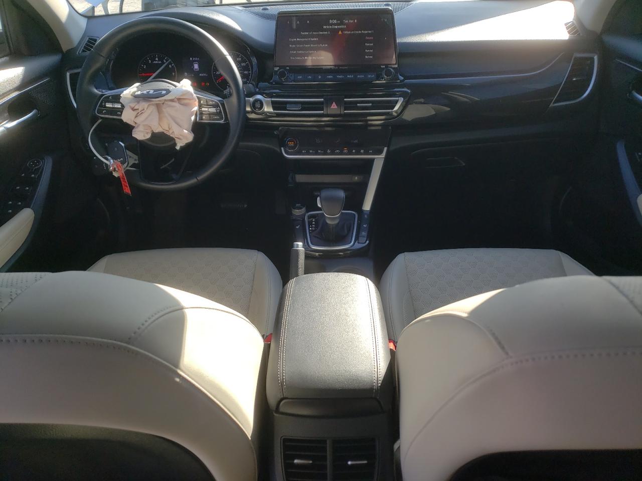 2023 KIA SELTOS EX
