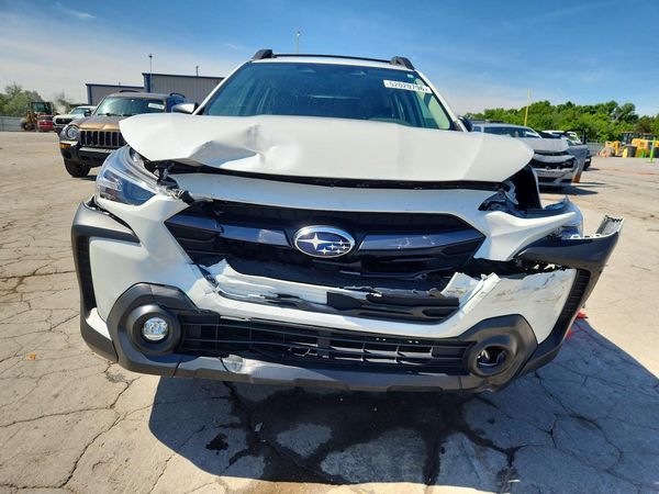 2025 SUBARU OUTBACK