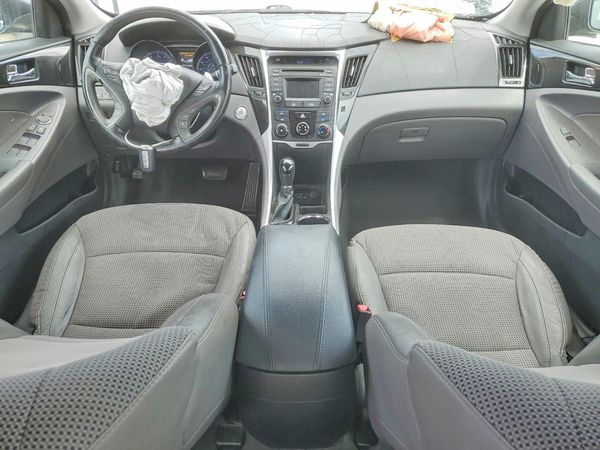 2014 HYUNDAI SONATA