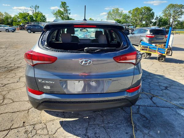 2017 HYUNDAI TUCSON