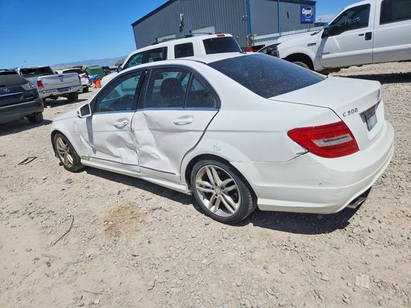 2013 MERCEDES-BENZ C C300