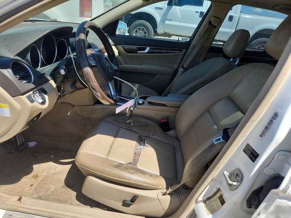 2013 MERCEDES-BENZ C C300