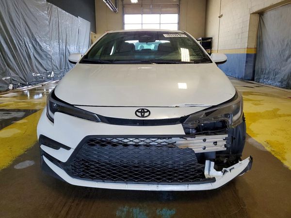 2024 TOYOTA COROLLA SE w/Premium pkg