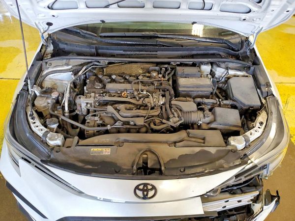 2024 TOYOTA COROLLA SE w/Premium pkg