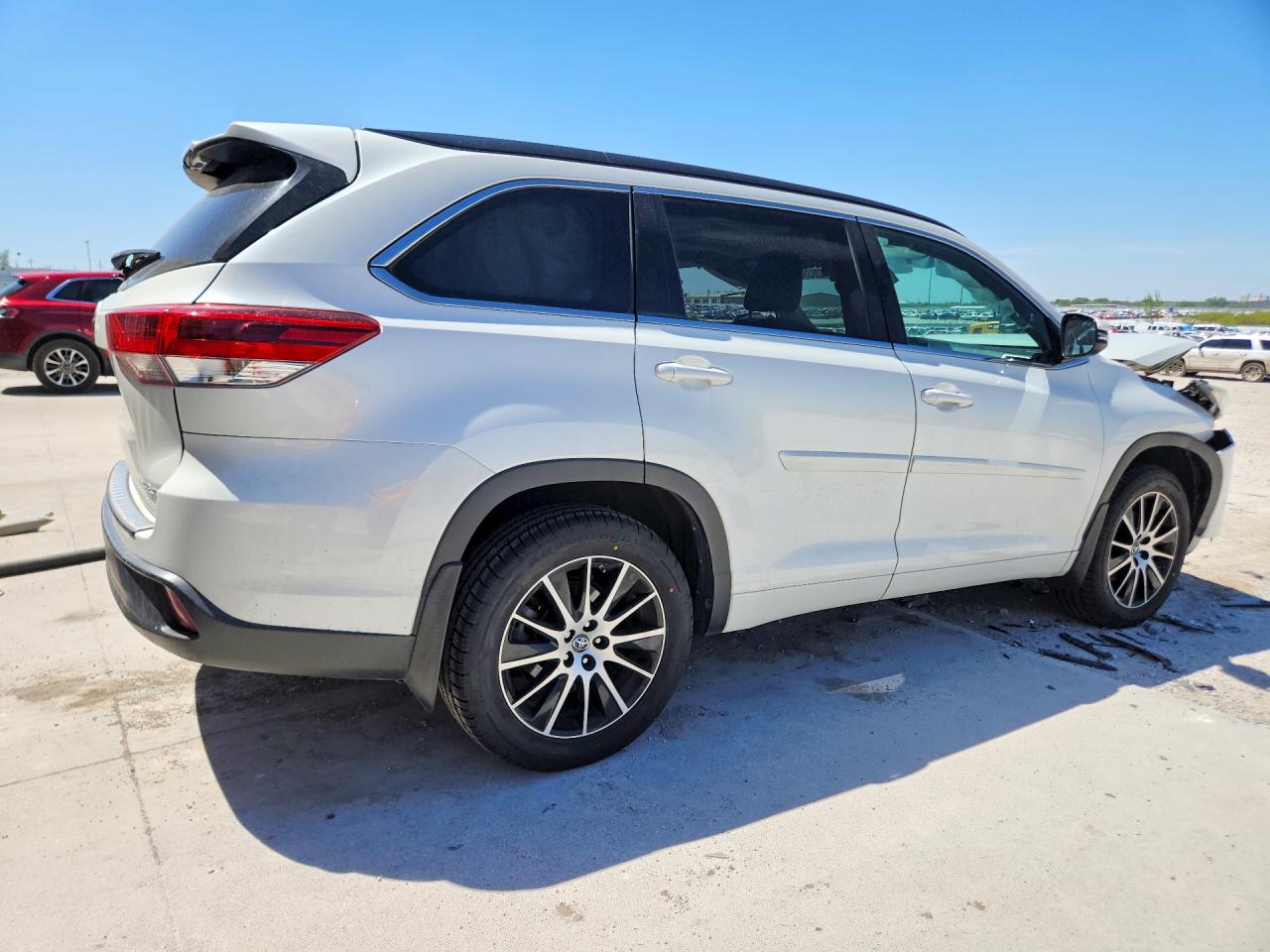 2017 TOYOTA HIGHLANDER SE/XLE