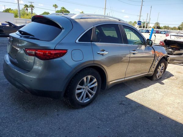 2014 INFINITI QX70
