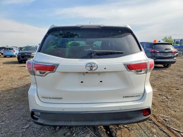 2015 TOYOTA HIGHLANDER