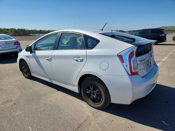 2015 TOYOTA PRIUS