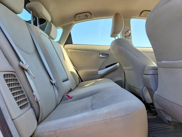 2015 TOYOTA PRIUS