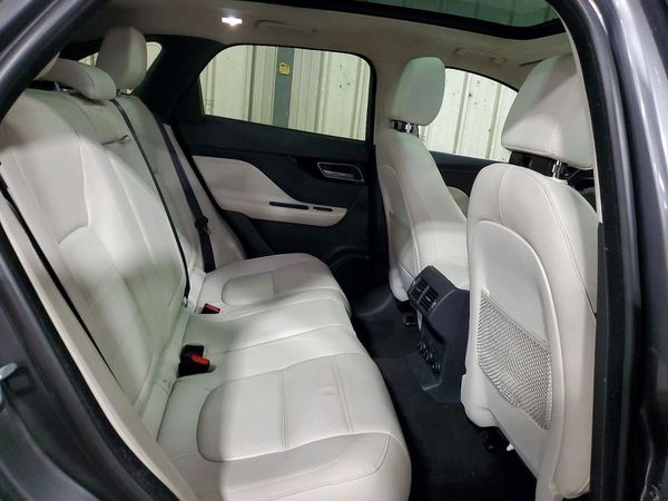 2019 JAGUAR F-PACE Prestige