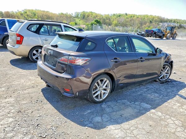 2015 LEXUS CT 200h