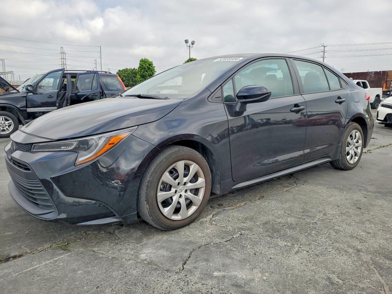 2024 TOYOTA COROLLA