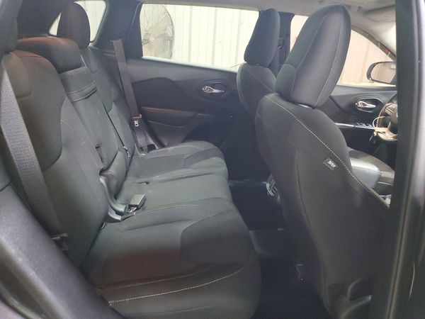 2016 JEEP CHEROKEE LATITUDE 4X4