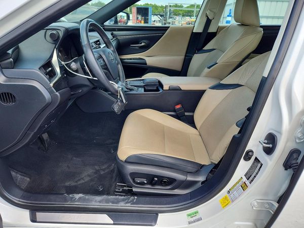 2021 LEXUS ES 350 350 Base