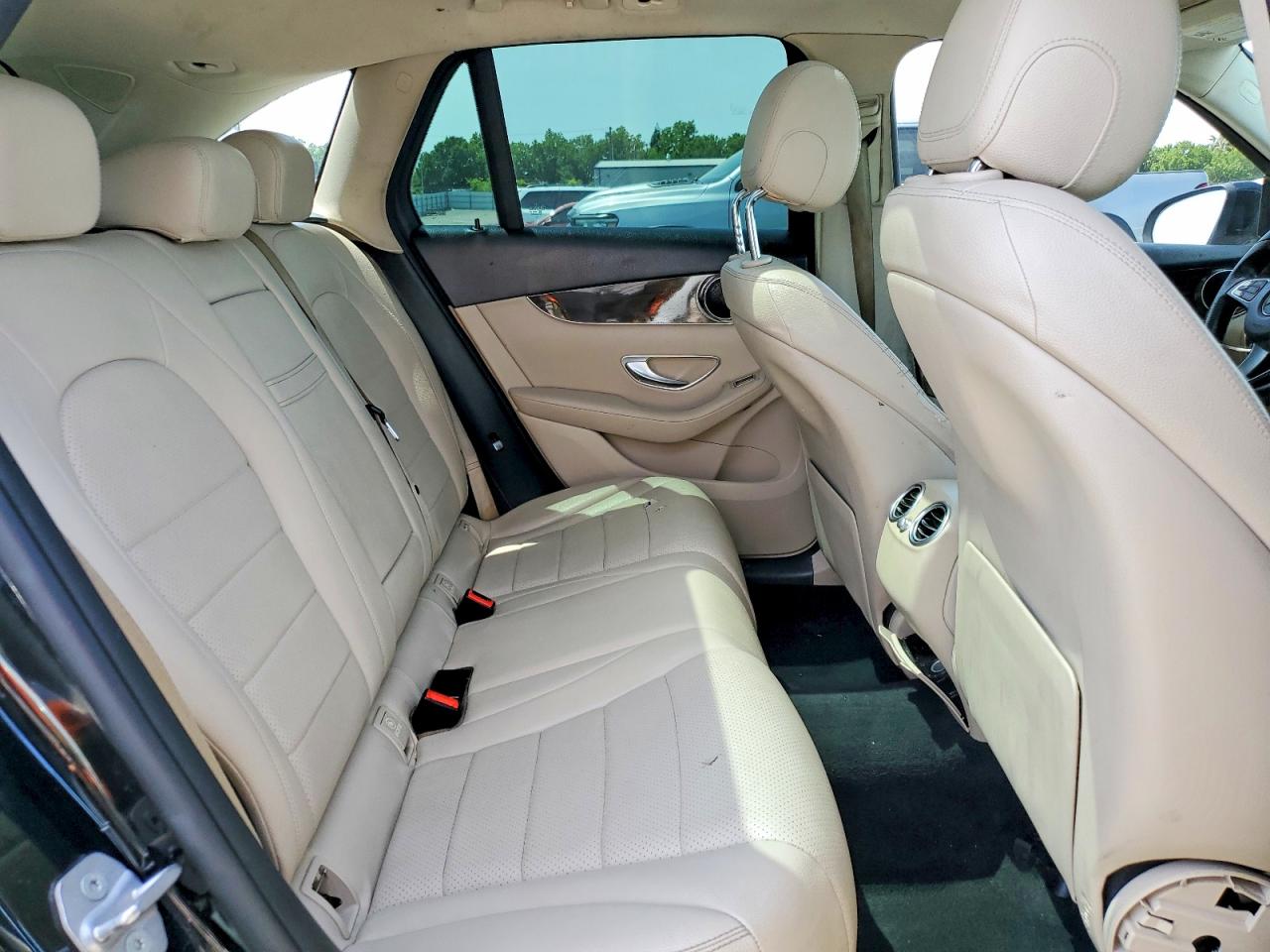 2016 MERCEDES-BENZ GLC GLC300