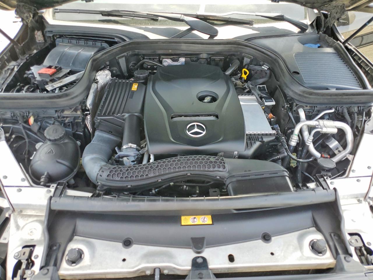 2016 MERCEDES-BENZ GLC GLC300