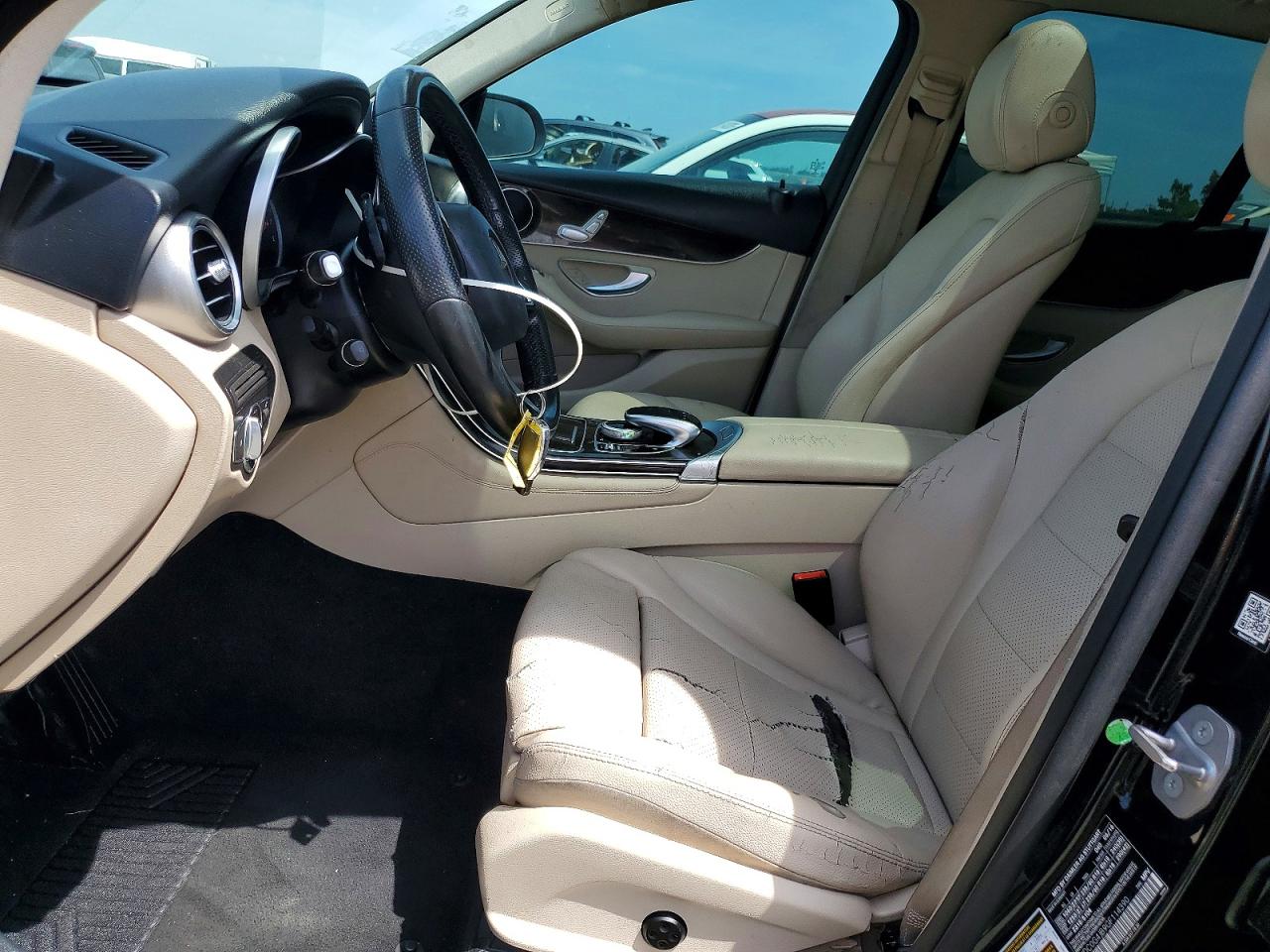 2016 MERCEDES-BENZ GLC GLC300
