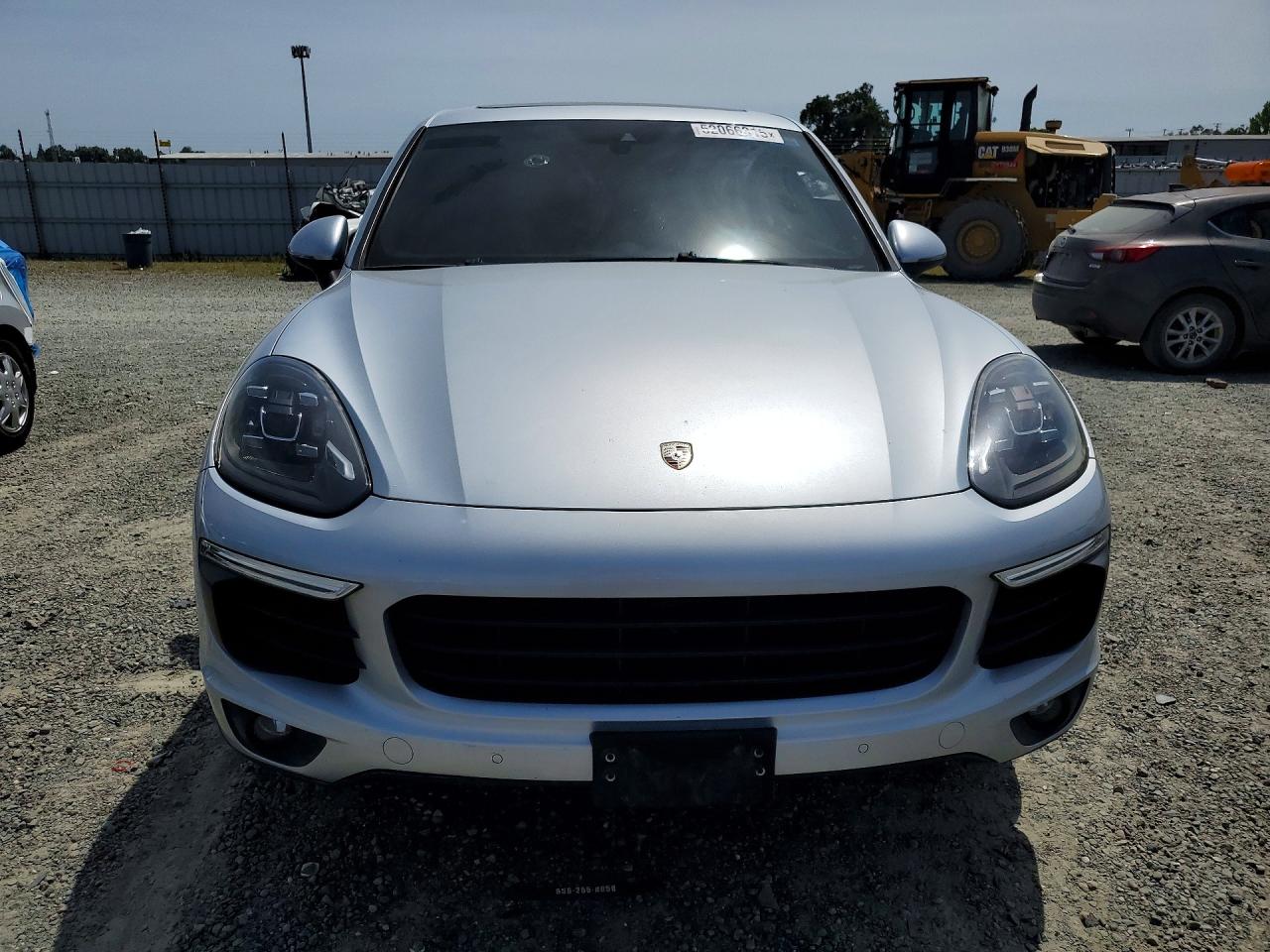 2015 PORSCHE CAYENNE