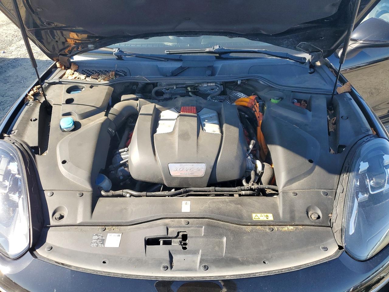 2016 PORSCHE CAYENNE E-Hybrid