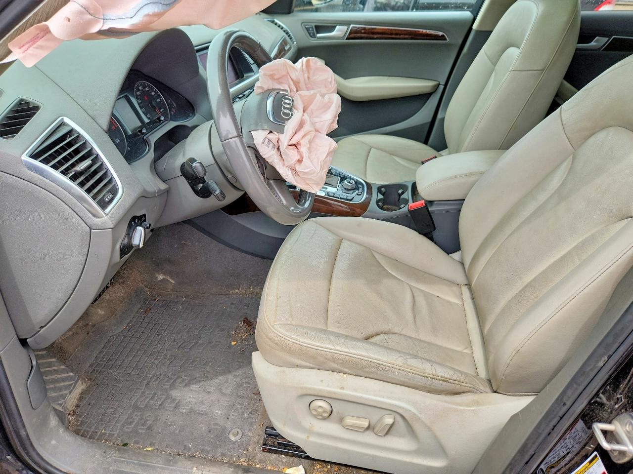 2012 AUDI Q5 Premium Plus