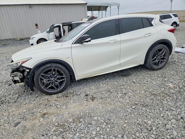 2018 INFINITI QX30