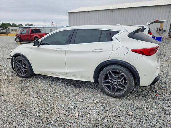 2018 INFINITI QX30