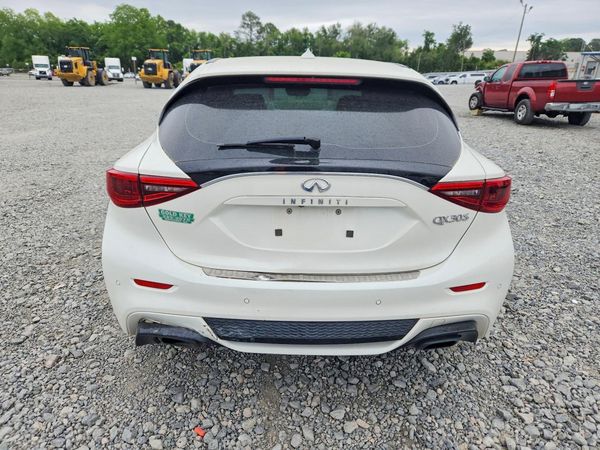 2018 INFINITI QX30