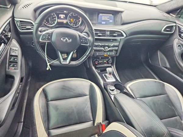 2018 INFINITI QX30