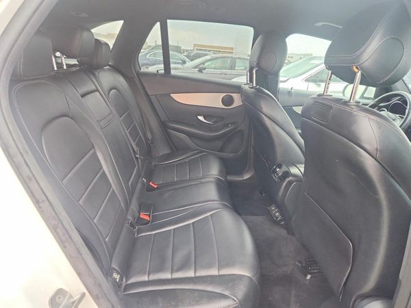 2019 MERCEDES-BENZ GLC GLC300