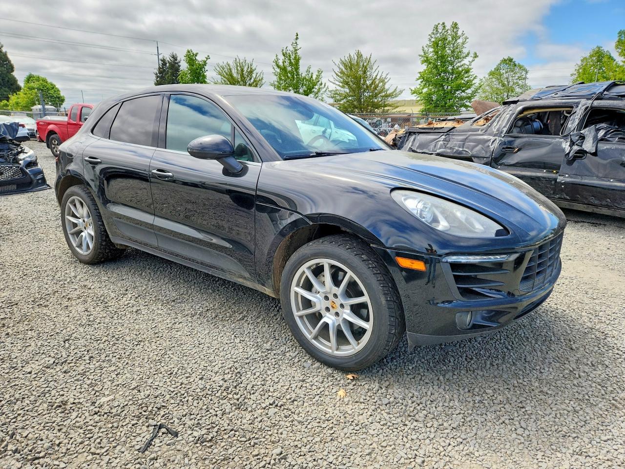 2016 PORSCHE MACAN