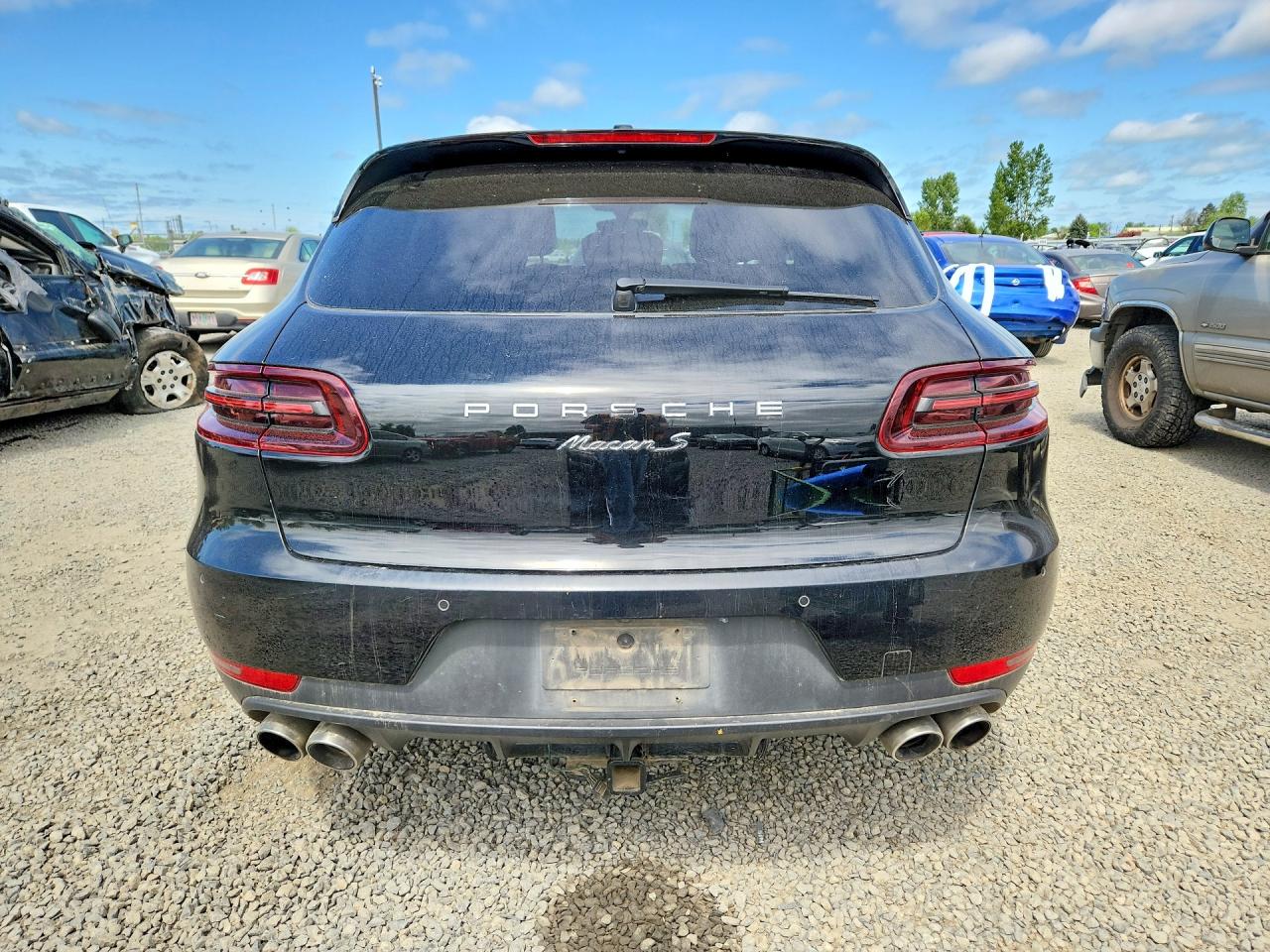 2016 PORSCHE MACAN