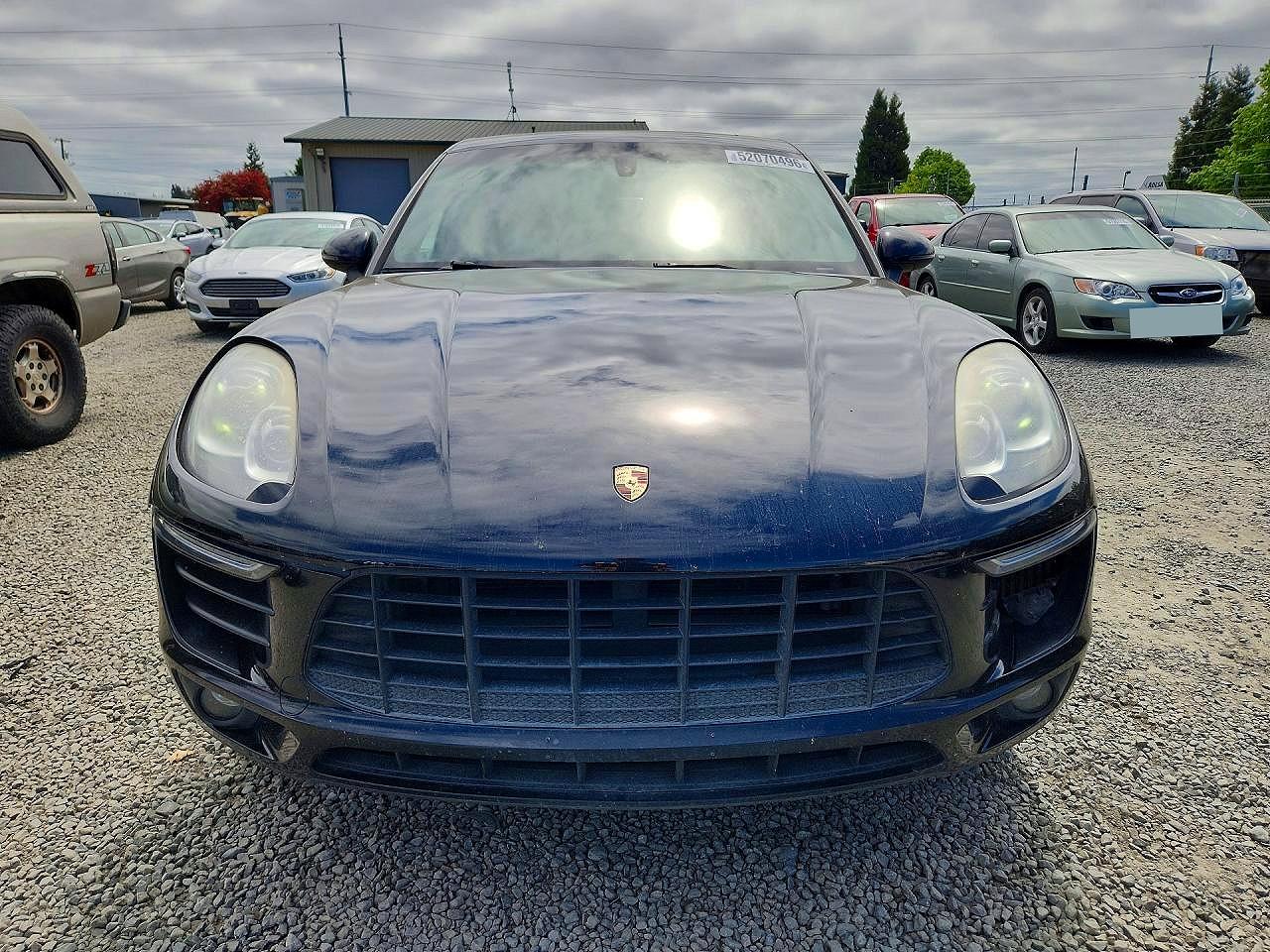 2016 PORSCHE MACAN