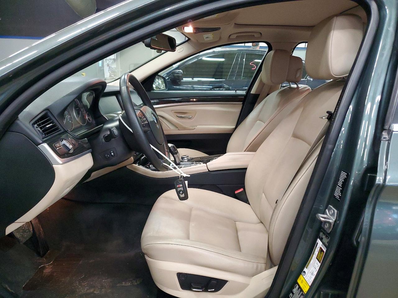 2013 BMW 528