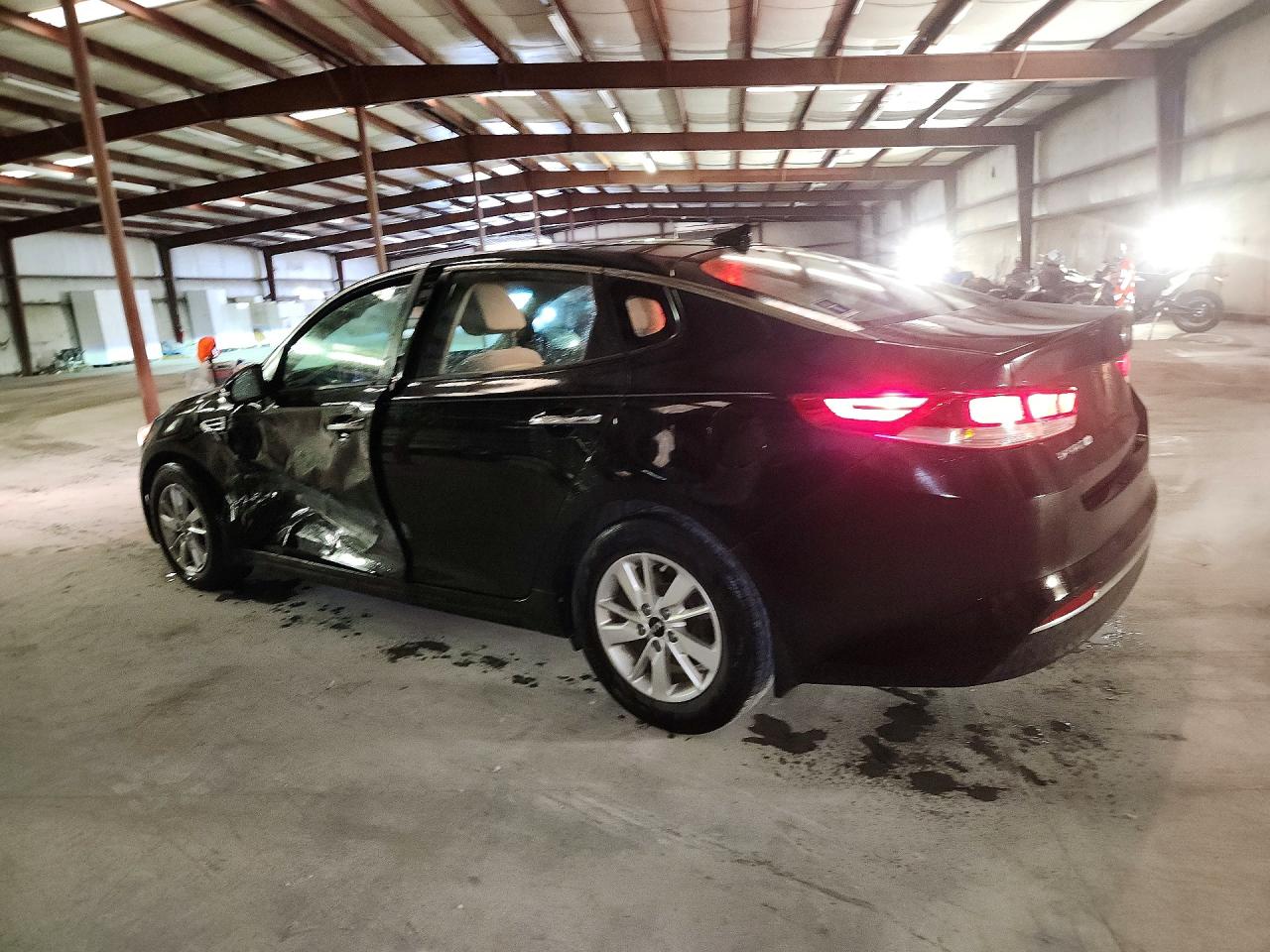 2016 KIA OPTIMA GL