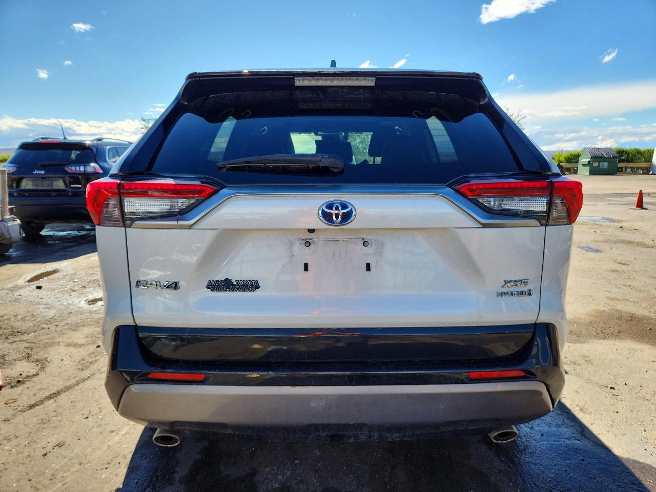 2021 TOYOTA RAV4 XSE HV