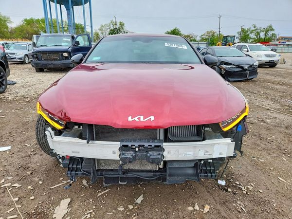 2022 KIA K5
