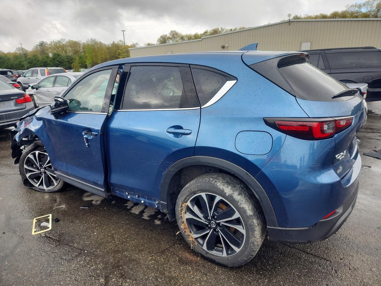 2022 MAZDA CX-5 Premium Package