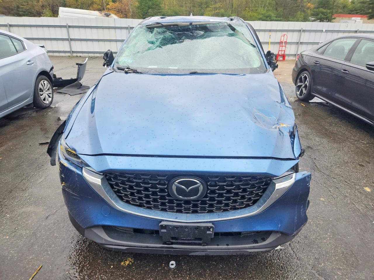 2022 MAZDA CX-5 Premium Package