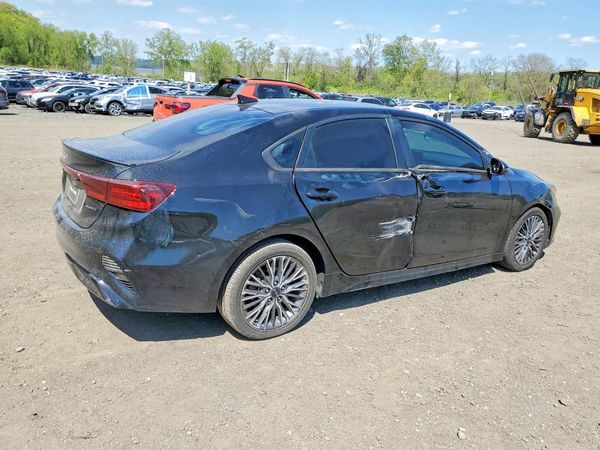 2022 KIA FORTE