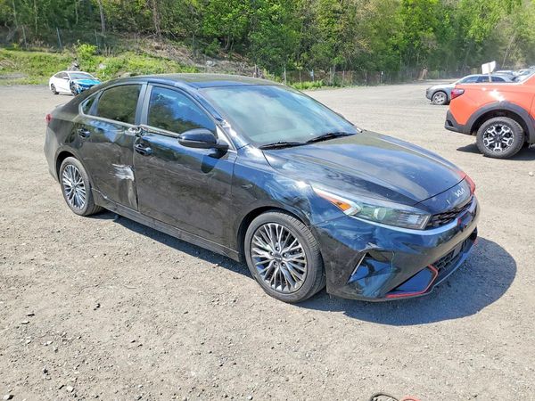 2022 KIA FORTE