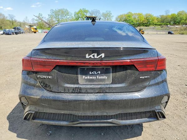 2022 KIA FORTE